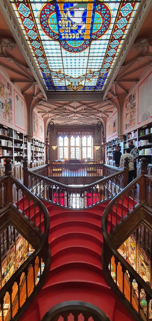Discover the captivating architecture and design of Livraria Lello in Porto, Portugal.